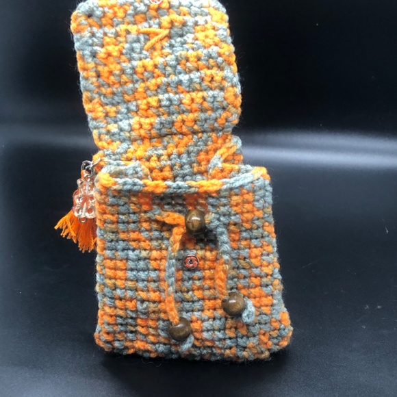 Handmade Crochet Mini Bag Keychain –Orange & Grey Key Ring w/Heart Button Tassel - Picture 7 of 11